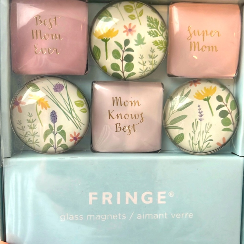 Gift set of Magnets for a mom